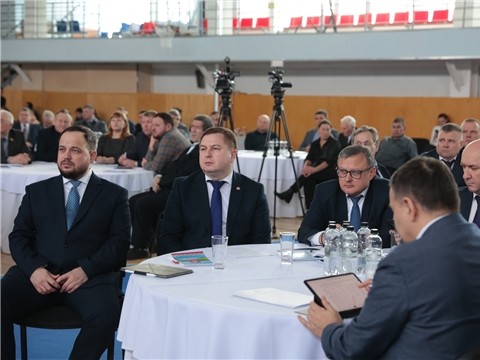 Олег Николаев провел День Правительства в Ядринском округе