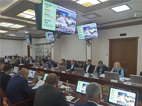 Батыревский и Урмарский муниципальные округа представили свои программы развития на комиссии Высшего экономического совета по экономике