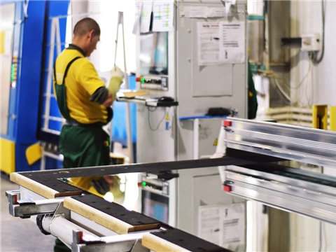 Приобретение оборудования для автоматизации производства межкомнатных дверей в покрытии эмаль