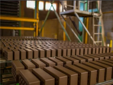 Монтаж линии глиноподготовки и формовки кирпича