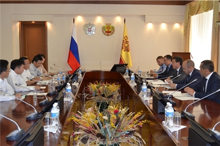 Председатель Кабинета Министров Чувашской Республики Иван Моторин провел рабочую встречу с китайской делегацией